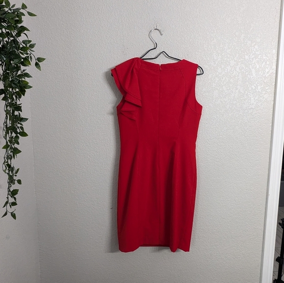 Calvin Klein Woman Red Sheath Dress Knee Length Sleeveless Ruffle Formal 8P - Picture 3 of 12